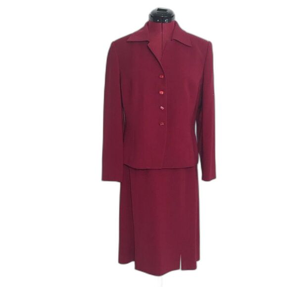 Kasper Skirt Suit Women's Size 10P Red 2-Piece Set Skirt & Blazer - Picture 1 of 16